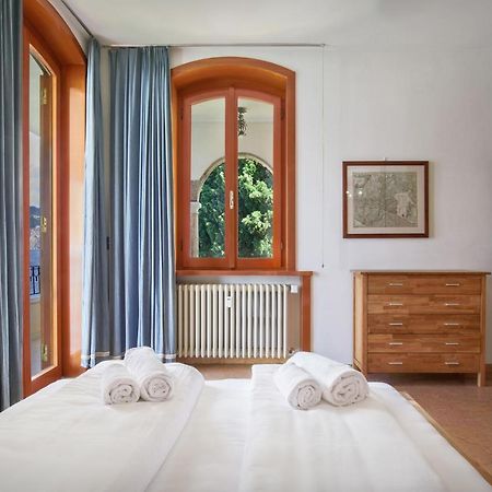 Villa Francesca-Grande Appartamento In Riva Al Lago Brenzone sul Garda Luaran gambar